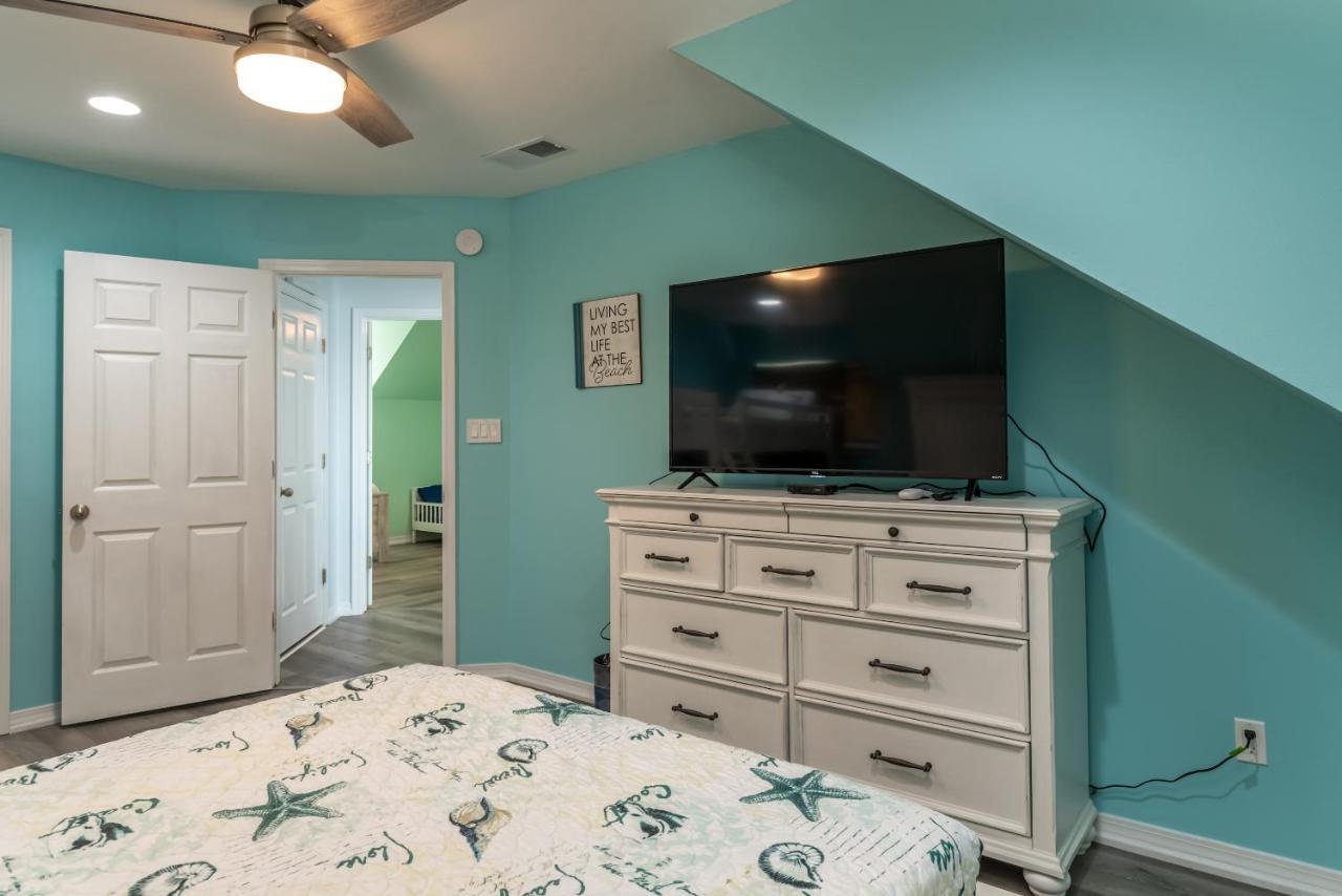 Strand Castle - Gulf Front! An Ideal Layout With Game Room, Small Private Pool, And Roof Top Crow'S Nest! Home Dauphin Island Exterior foto